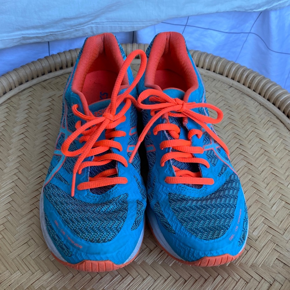 ASICS cross training size 8 Gel DS Trainer EUC